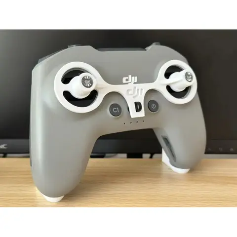DJI FPV/Avata 遙控器搖桿保護罩 TPU 3D列印 防撞保護 收納防壓神器 遙控桿固定套（主圖）