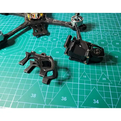 Bee25 模組化 O3/O4 Pro 適配器 適用 Geprc Mark5 3D 無需改碳板（主圖）